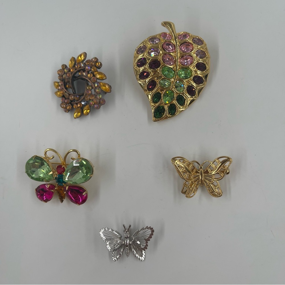 Lot of 5 - Variety of Brooches / Pins - 3 Butterflies; Wreath & Multicolor Leaf